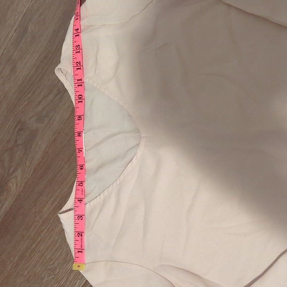 LUSH | light blush blouse, flowy, long sleeves with button accents, size medium - Picture 8 of 9